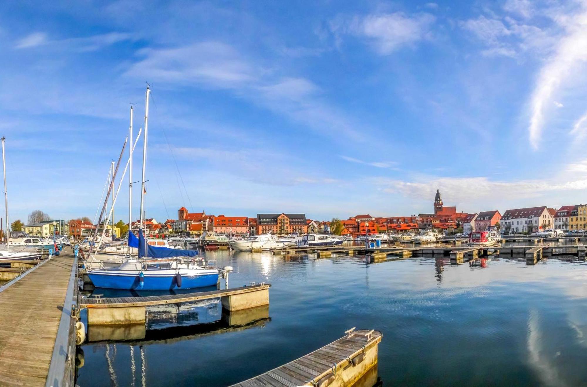 Hafenpanorama * Waren (Müritz)